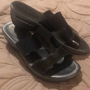 Cole Hann /Nike Air Black Wedges